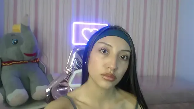 Branndy_ch —  FINGER IN PUSSY 