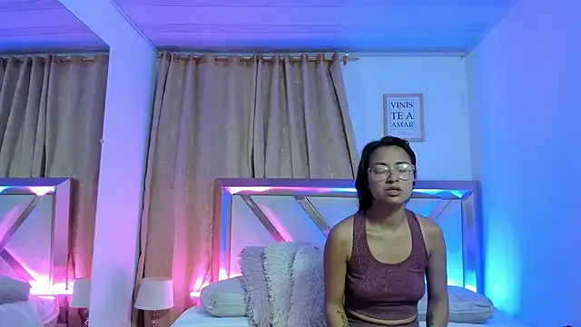 bravepetunia — masturbation + 3 fingers in pussy