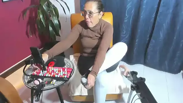 BrendaSex_Hot — control  10 minutos