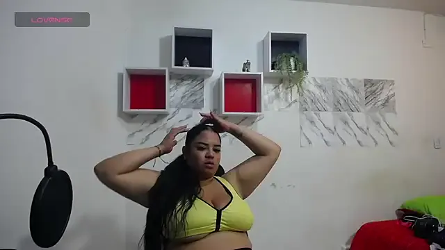 Brithany_Selena — deep anal show deep throat saliva show