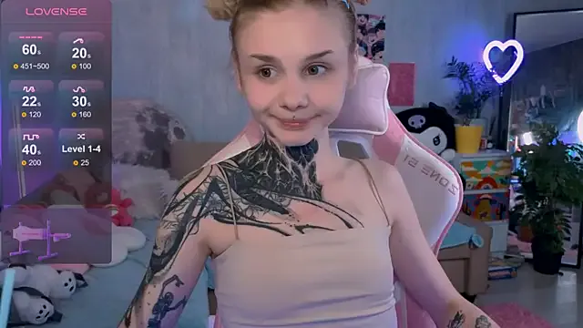 Britney_Lynch — striptease