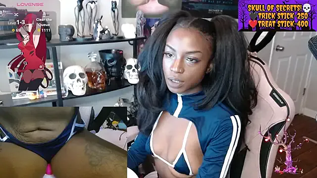 bunniikimi — Butt Plug In!