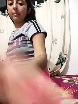 Burning-Sun — Fingers in pussy