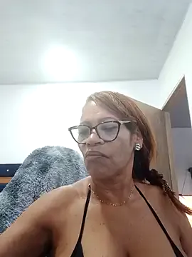 BustyMilf_ — Freechat on StripChat
