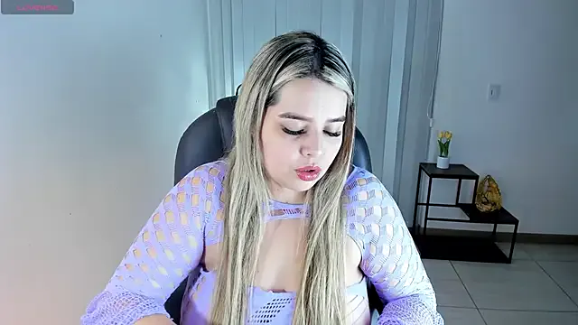 camiilaa1 — Freechat on StripChat