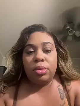 camiliaskye — Close-up body tour
