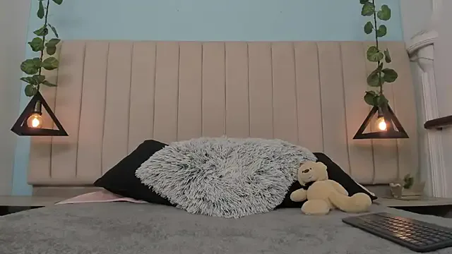 CandyGomez — welcome open holes kiss dance naked