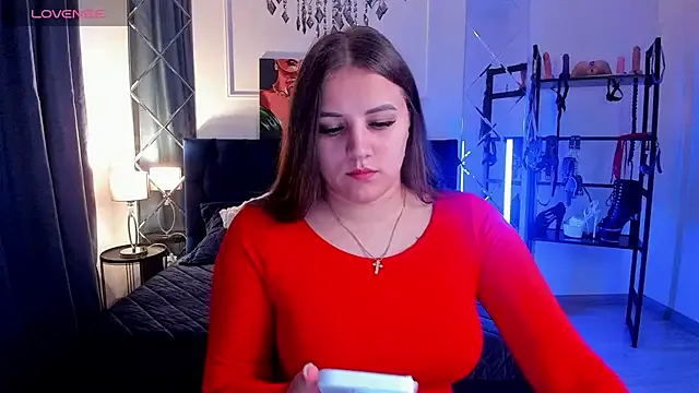 CandyKimmy — drown in my cleavage