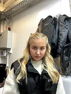 CandyVice — Take off my bra