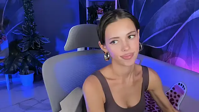 CarlieWalker — Slow and hot teasing show...