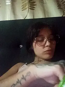 Caroline_Fox12 — Fingers in the ass