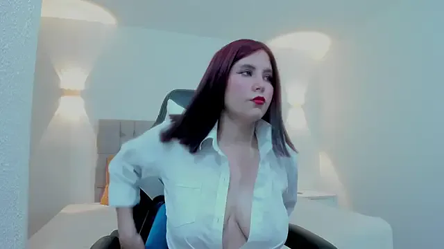 Caroline_Tim — Show oil in ass