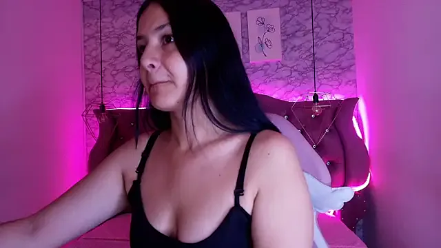 Cattleya_96 — My ass close up and spanks