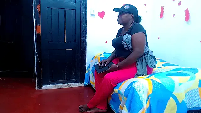 catwomanblack666 — double penetration