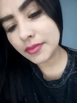 cazumyy — showmasturbacion x1 min encima la truza