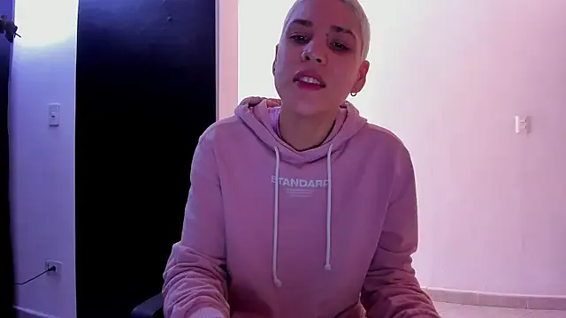 Charlee_pink — Panty off and Doggy Style!