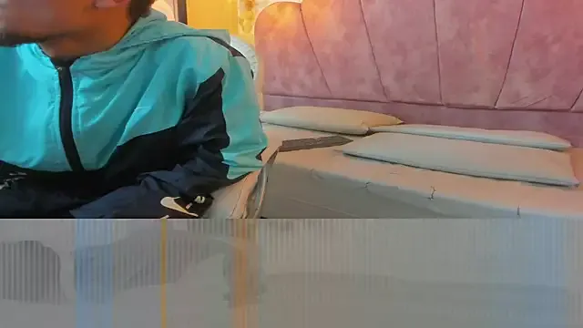 CharlotteandTaylorr — blowjob