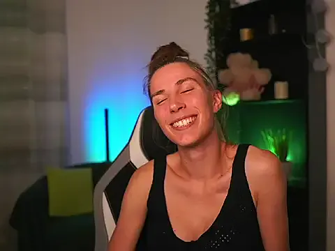 charlottgotit — flash you ;)