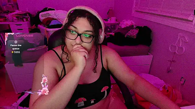 chericheesecake — tip-to-sticker stream!