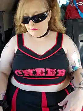CherrryCakes87 — Make Me Cum In Public W/ Toy