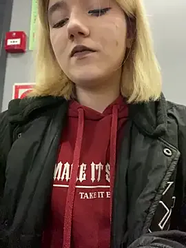 Cherry___Blossom — risky flash and squeeze boobs in public
