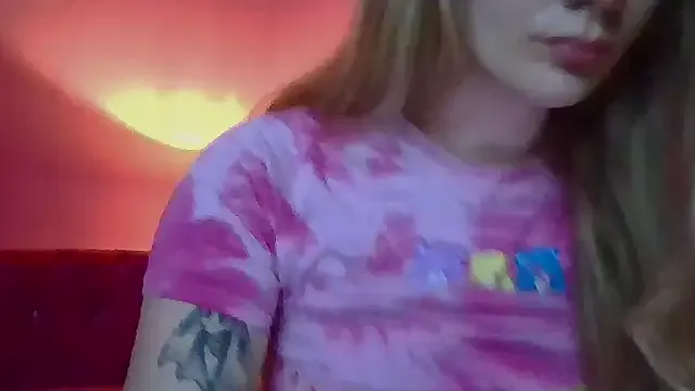 CherrysGotCakes — topless for 10 mins
