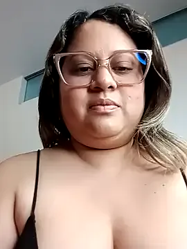 Chiki_hot92 — Freechat on StripChat
