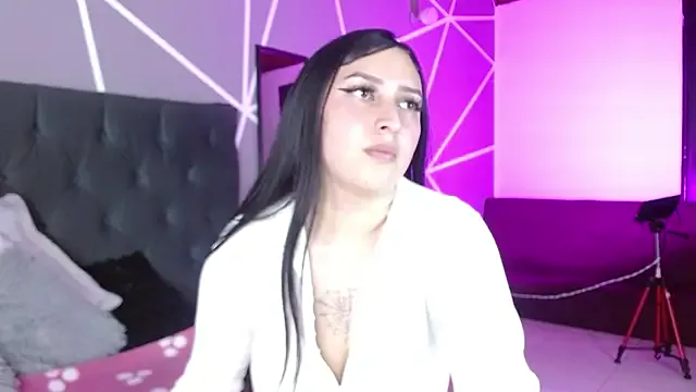 Chloe1126_ — I open my ass in 4