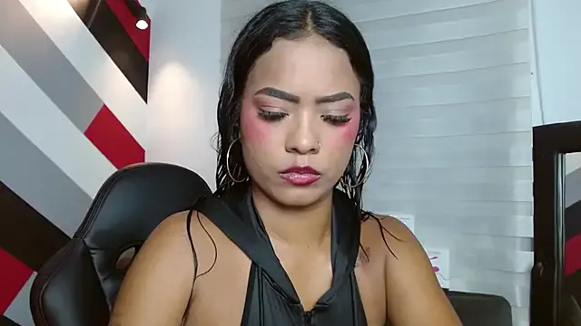Chloe_Brown3 — panty off+spank assx5