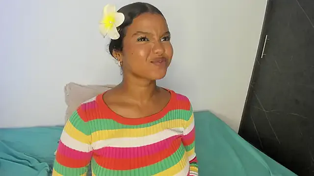chloe_ebony_ — Private on StripChat
