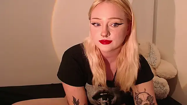 chloe_levine — fuck my pussy til i cum 
