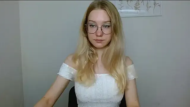 cindi_hot — show boobs
