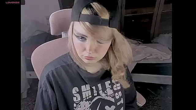 Cinnamondoll19 — show booty every goal!