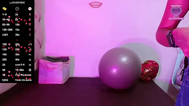 cleopatraa — OIL ASS AND TWERKING