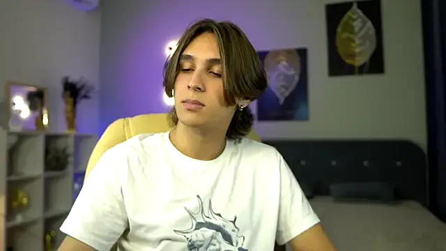CleoStringer — TAKE OFF T-SHIRT: 34
