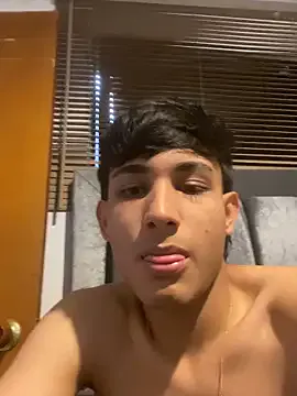 cody_fox10 — SHOW CUM