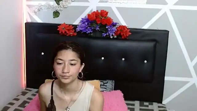 COZY7COUPLE — Freechat on StripChat