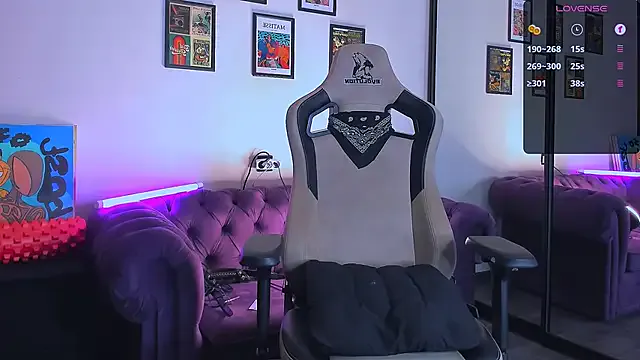 crazy_Babyy6996 — Spank Pussy 2 min