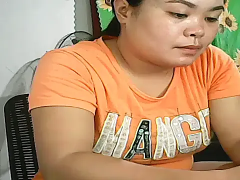 CreamyPussy4uxx — i appreciate every tokens i received thx