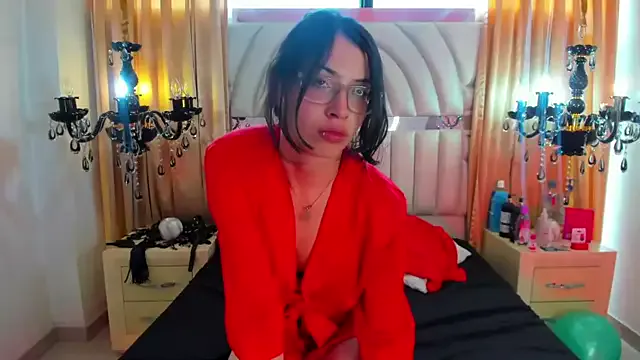 Crimsonsecrets — show ass