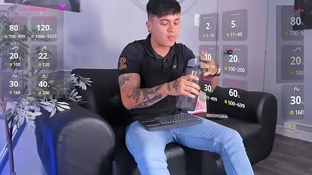 Cristopher_strong — SHOW HARD