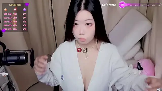 CryKuro_ — Private on StripChat