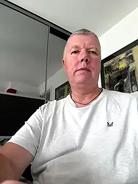 cumboy — Freechat on StripChat