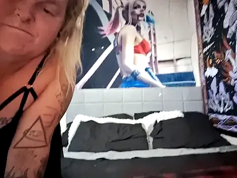 curvy420queen — Help me with travel funds