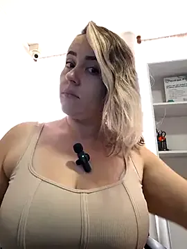 CurvyLust_x — Tits with oil