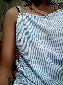 Cute_Aaisha — Freechat on StripChat