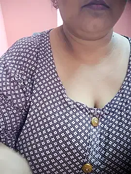 Cute_Bellaa — Freechat on StripChat