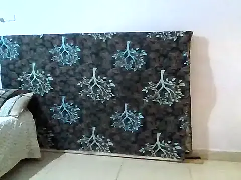 Cute_Jaan24 — nude show