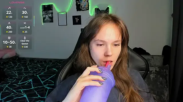 cute_little_ass — deep blowjob