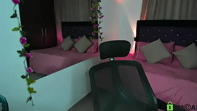 Cutegirl_gh — striptease, show oil